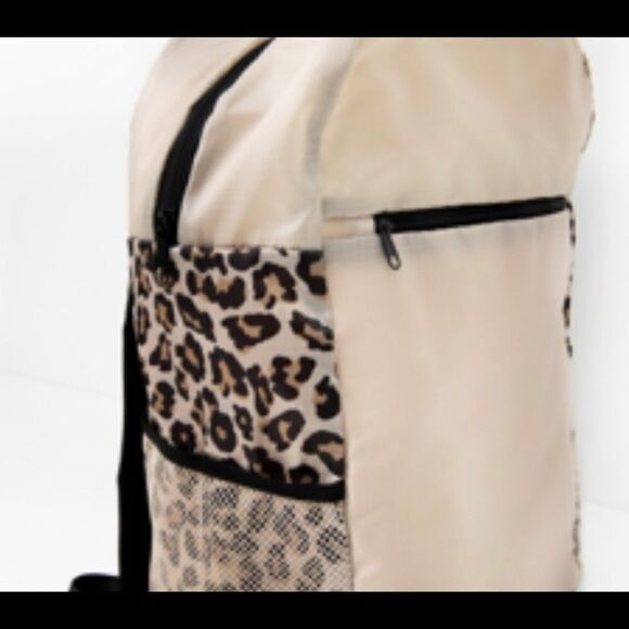 APL All purpose packable leopard print backpack B91 - Picture 4 of 9